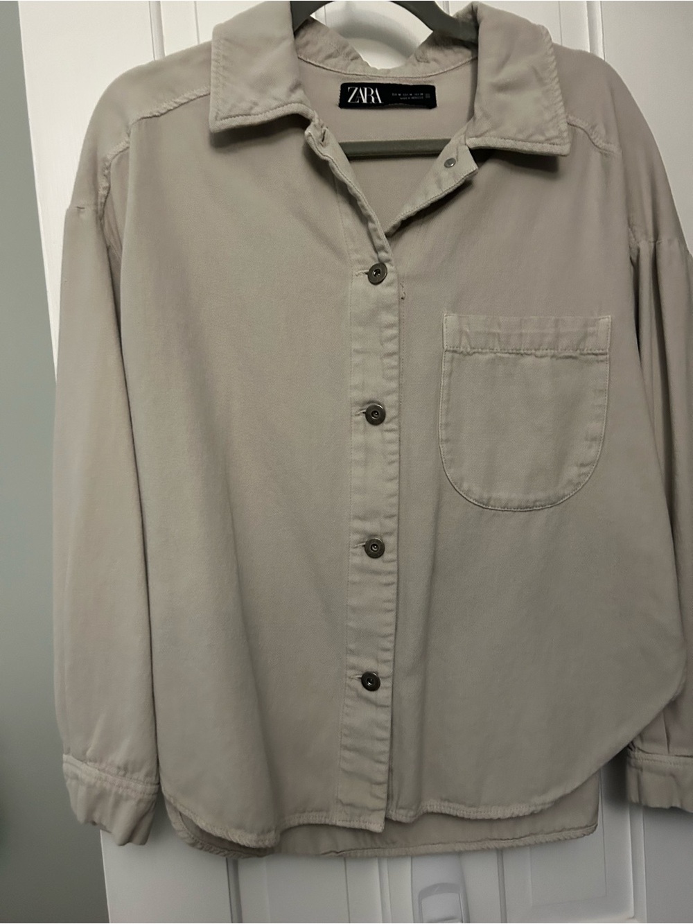 Zara Light Taupe Button-Front Shirt Jacket